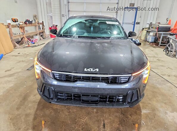 3KPFW4DE0SE041180 2025 KIA K4 Серебряный Вид спереди