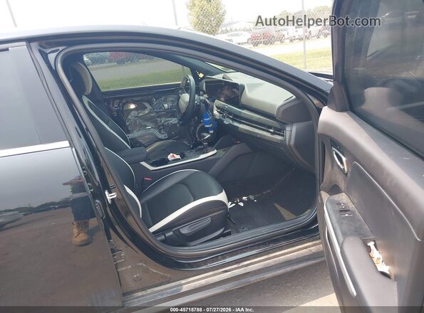 3KPFW4DE1SE138498 2025 KIA K4 Black Vista interior delantera