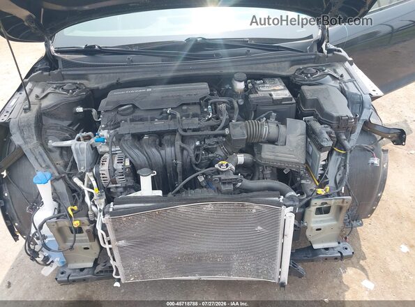 3KPFW4DE1SE138498 2025 KIA K4 Black Vista trasera