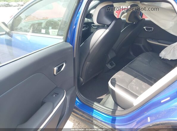 3KPFW4DE4TE272469 2026 KIA K4 Blue Widok naklejki z numerem VIN