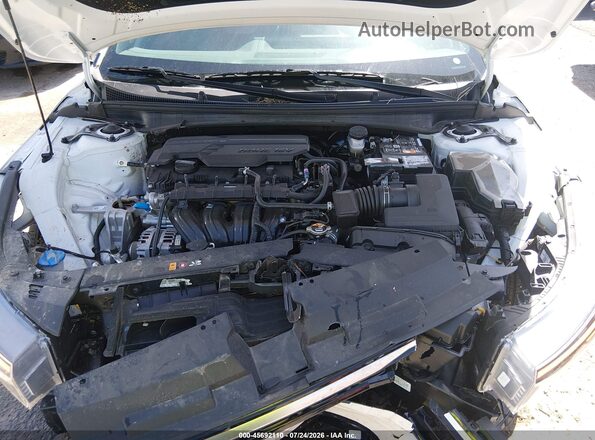 3KPFW4DEXTE269480 2026 KIA K4 White Вид ззаду