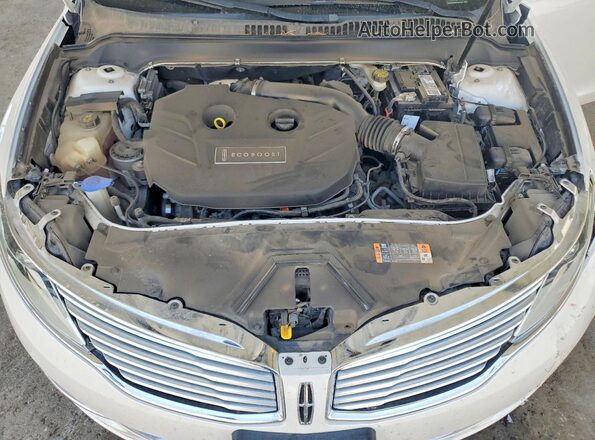 3LN6L2G90GR612416 2016 LINCOLN MKZ White Widok wnętrza z tyłu