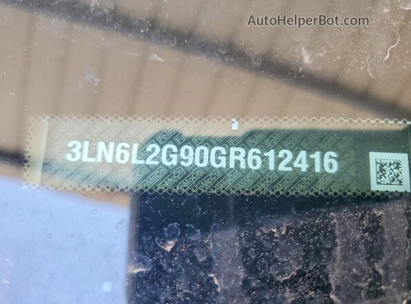 3LN6L2G90GR612416 2016 LINCOLN MKZ White Widok komory silnika
