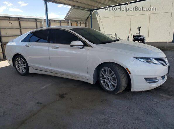 3LN6L2G90GR612416 2016 LINCOLN MKZ White Przód prawy