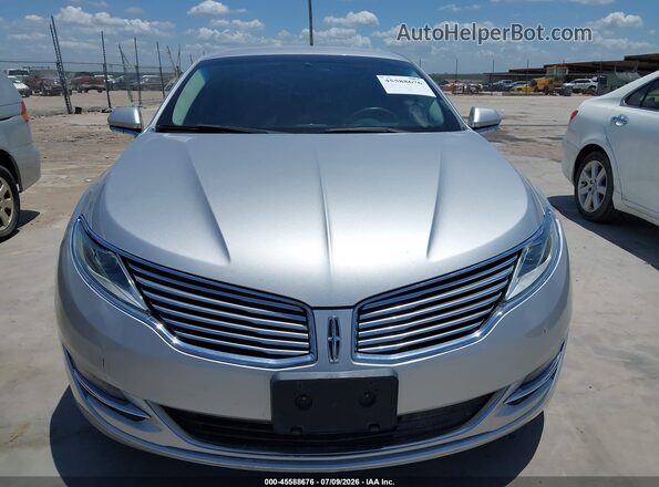 3LN6L2G98GR602300 2016 LINCOLN MKZ Silver წინა პანელის ხედი