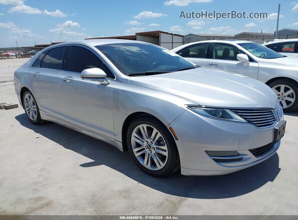 3LN6L2G98GR602300 2016 LINCOLN MKZ Silver ხელსაწყოთა პანელის ხედი
