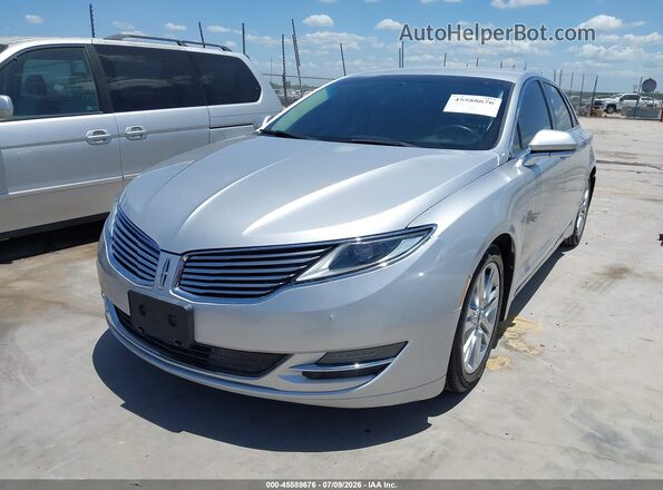 3LN6L2G98GR602300 2016 LINCOLN MKZ Silver წინა მარცხენა ხედი სამი მეოთხედიდან