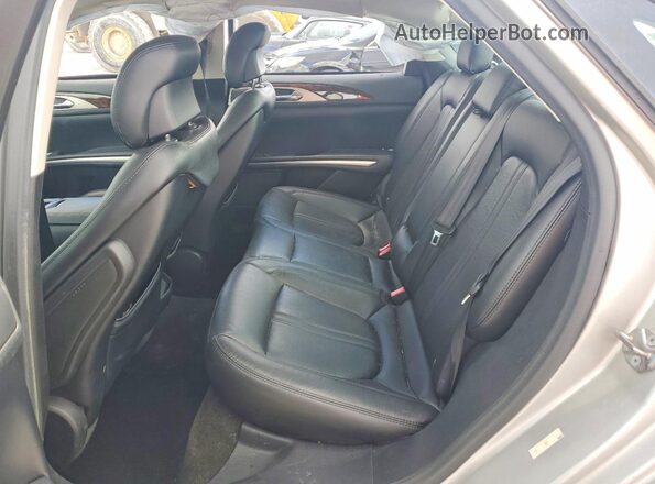 3LN6L2GK3GR608931 2016 LINCOLN MKZ Серебряный Вид задних сидений