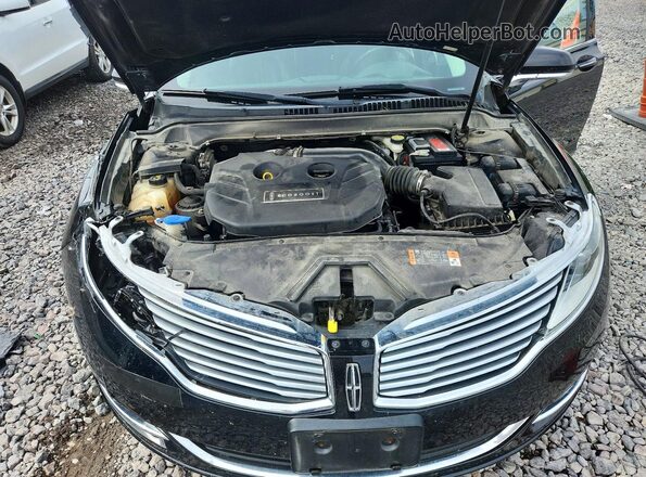 3LN6L2J92GR613558 2016 LINCOLN MKZ Black Rear interior view