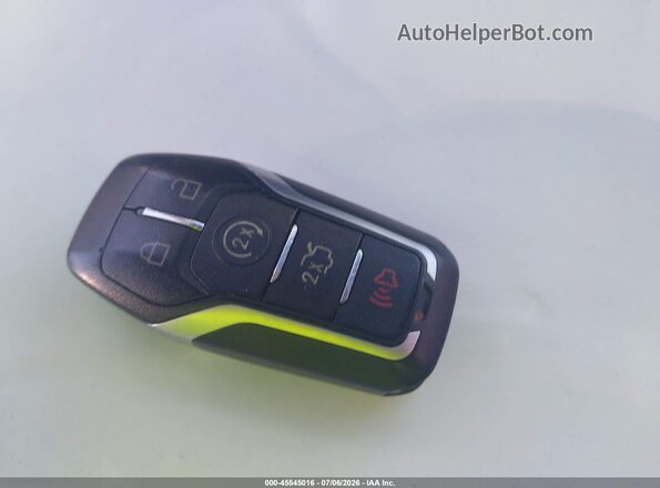 3LN6L2J95GR602876 2016 LINCOLN MKZ White Dashboard view