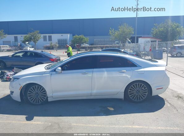 3LN6L2J95GR602876 2016 LINCOLN MKZ White 360 interior view