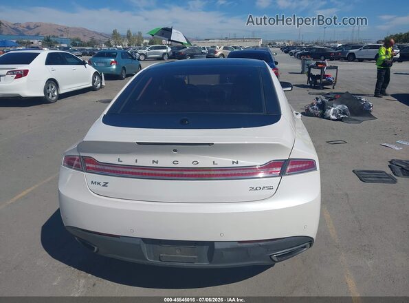 3LN6L2J95GR602876 2016 LINCOLN MKZ White 