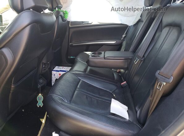 3LN6L2LU3GR627776 2016 LINCOLN MKZ Silver Rear seats view