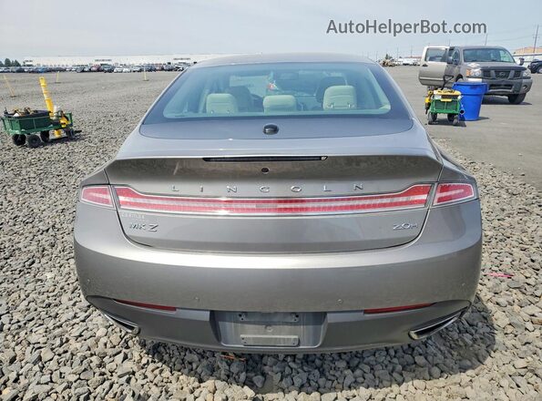 3LN6L2LU7GR619017 2016 LINCOLN MKZ Gray Rear view