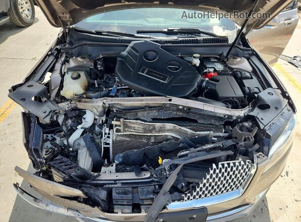 3LN6L5A95LR616983 2020 LINCOLN MKZ Silver Widok wnętrza z tyłu