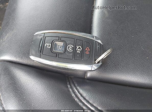 3LN6L5A97LR614586 2020 LINCOLN MKZ Белый Вид панели приборов