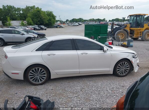 3LN6L5A97LR614586 2020 LINCOLN MKZ Белый Вид задней части салона