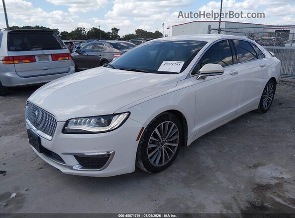 3LN6L5A98LR611745 2020 LINCOLN MKZ Белый Передняя левая четверть