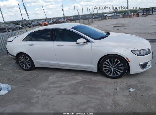3LN6L5A98LR611745 2020 LINCOLN MKZ Белый Вид задней части салона