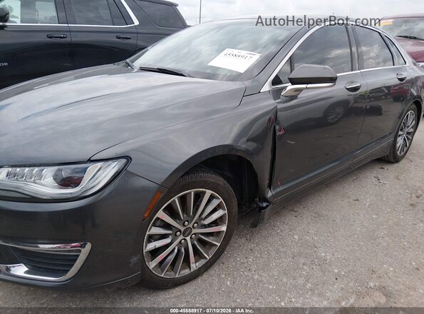 3LN6L5A99LR619272 2020 LINCOLN MKZ Gray Front view
