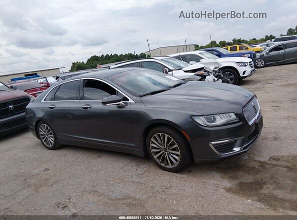 3LN6L5A99LR619272 2020 LINCOLN MKZ Gray Rear interior view