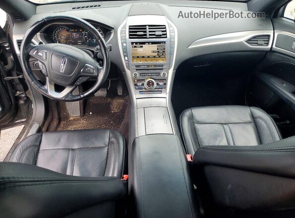 3LN6L5E92HR601262 2017 LINCOLN MKZ Черный Вид панели приборов