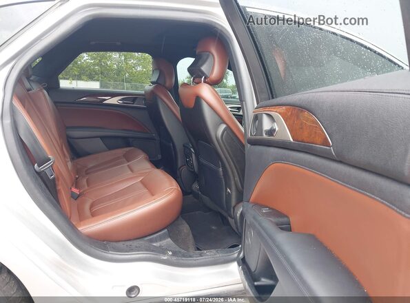 3LN6L5E92JR601901 2018 LINCOLN MKZ Silver Widok naklejki z numerem VIN