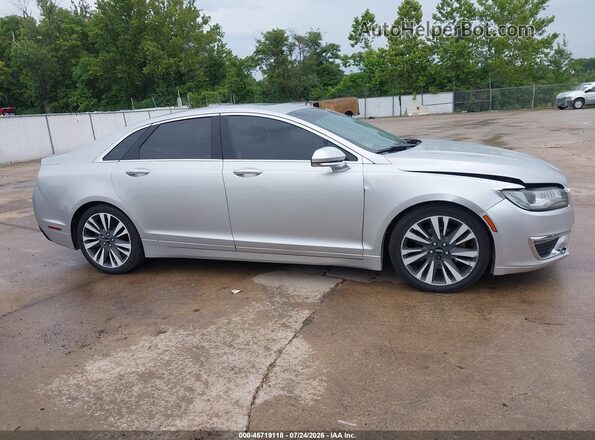 3LN6L5E92JR601901 2018 LINCOLN MKZ Silver Widok wnętrza z tyłu