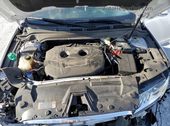 3LN6L5E96LR620633 2020 LINCOLN MKZ White Rear interior view