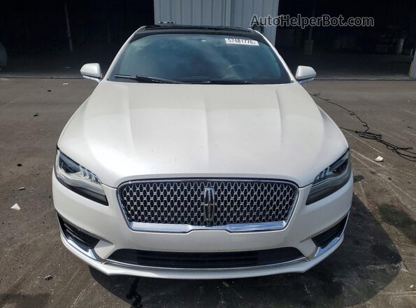 3LN6L5E98JR607539 2018 LINCOLN MKZ White Widok z przodu