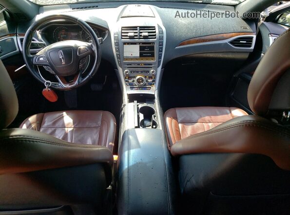 3LN6L5F92JR619619 2018 LINCOLN MKZ Beige Вид панелі приладів