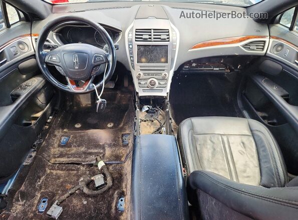 3LN6L5FC5HR628577 2017 LINCOLN MKZ Blue Widok deski rozdzielczej