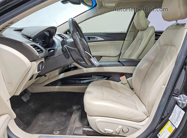 3LN6L5MU1JR614872 2018 LINCOLN MKZ Black Front interior view