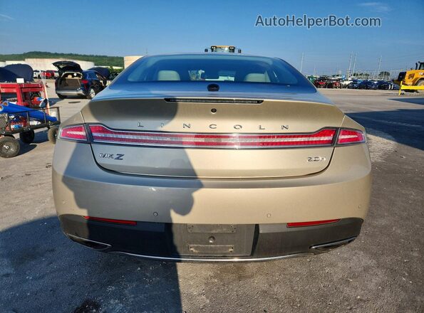 3LN6L5MU4HR627478 2017 LINCOLN MKZ Tan Вид ззаду