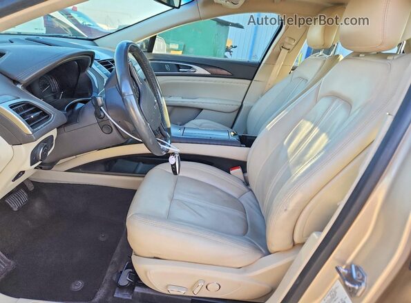3LN6L5MU4HR627478 2017 LINCOLN MKZ Tan Вид салону спереду
