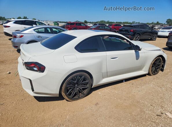 3MF13DM02R8E68146 2024 BMW M2 White Widok z tyłu