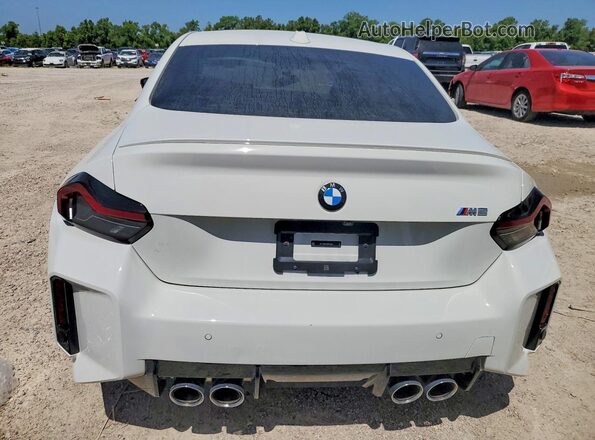 3MF13DM04R8E45080 2024 BMW M2 White Widok z tyłu
