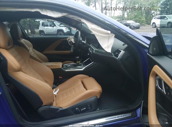 3MF13DM0XR8E63048 2024 BMW M2 Purple Widok wnętrza z przodu
