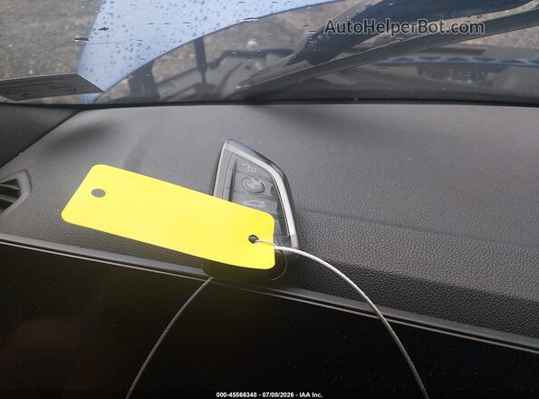 3MF13DM0XR8E63048 2024 BMW M2 Purple Widok deski rozdzielczej