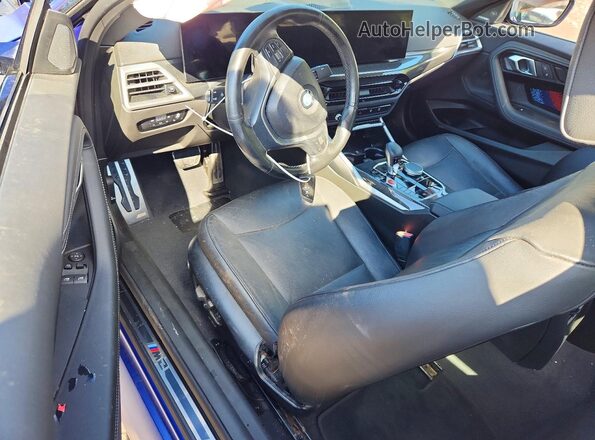 3MF23DM0XS8F81594 2025 BMW M2 Blue წინა პანელის ხედი