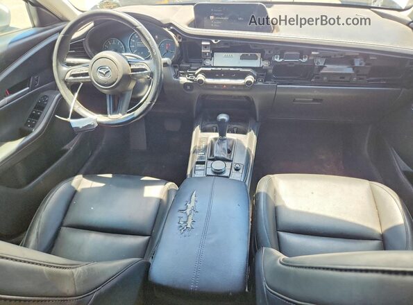 3MVDMABL1MM228173 2021 MAZDA CX-30 Silver Vista del salpicadero