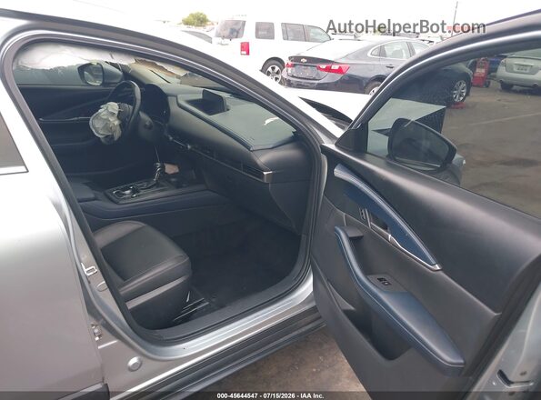 3MVDMACL6LM117826 2020 MAZDA CX-30 Серебряный Вид салона спереди