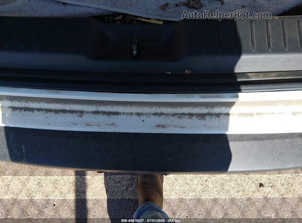 3MVDMBAM0PM516111 2023 MAZDA CX-30 White Widok zestawu wskaźników
