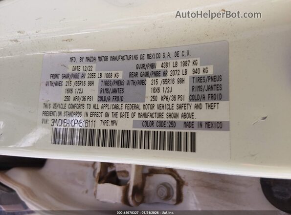 3MVDMBAM0PM516111 2023 MAZDA CX-30 White Widok komory silnika