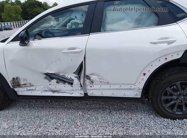 3MVDMBAM0PM587275 2023 MAZDA CX-30 Белый Вид спереди