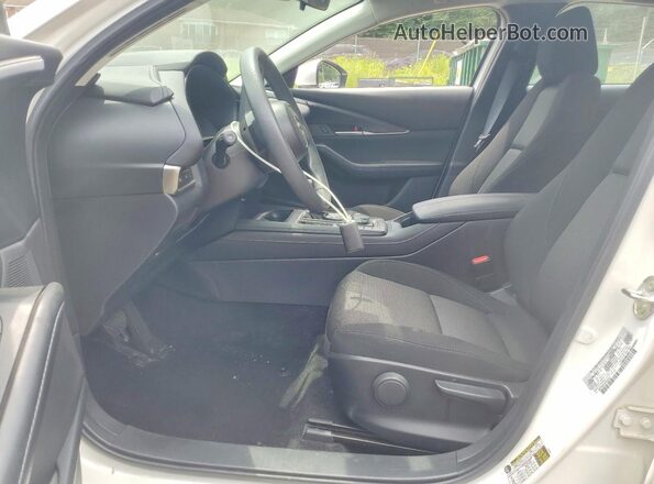 3MVDMBAM4SM824987 2025 MAZDA CX-30 White Widok wnętrza z przodu
