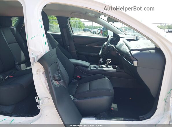3MVDMBAM7SM765871 2025 MAZDA CX-30 Белый Вид салона спереди