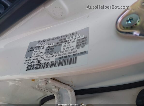 3MVDMBAM7SM765871 2025 MAZDA CX-30 Белый Вид подкапотного пространства
