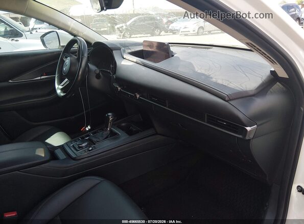 3MVDMBBL2NM428180 2022 MAZDA CX-30 White Vista interior delantera