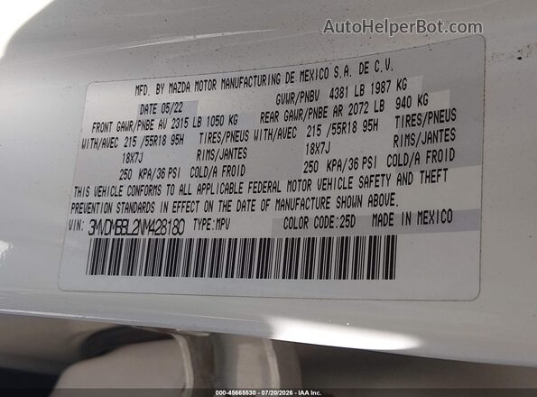 3MVDMBBL2NM428180 2022 MAZDA CX-30 White Vista del compartimento del motor